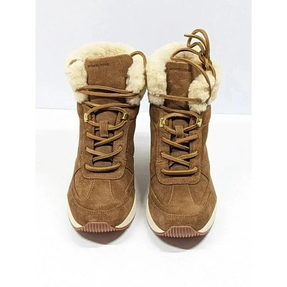 Michael Kors Women's Liv Wedge Booties Dark Caramel Suede Size 9.5 M (MSRP $250) - Picture 4 of 9